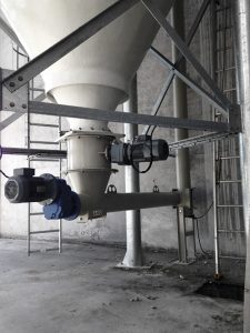 Silo Austragshilfe DS 400 mit horizontaler und vertikaler Rohr-Förderschnecke