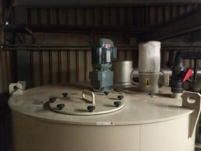 Kalksteinmehl-Förderung und Kalkmilch-Ansetzstation für REA